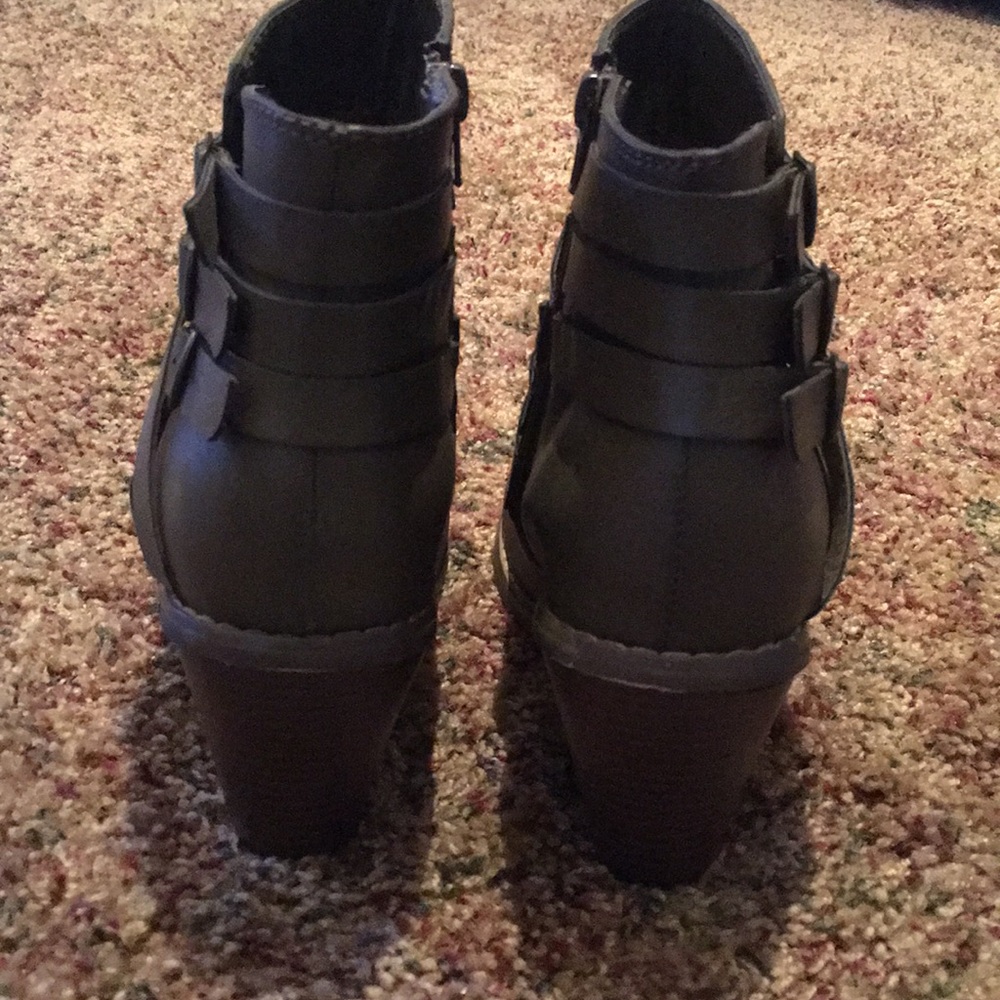 JC BOOTIES - Picture 6 of 8